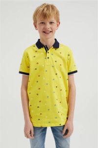 WE Fashion polo met all over print geel