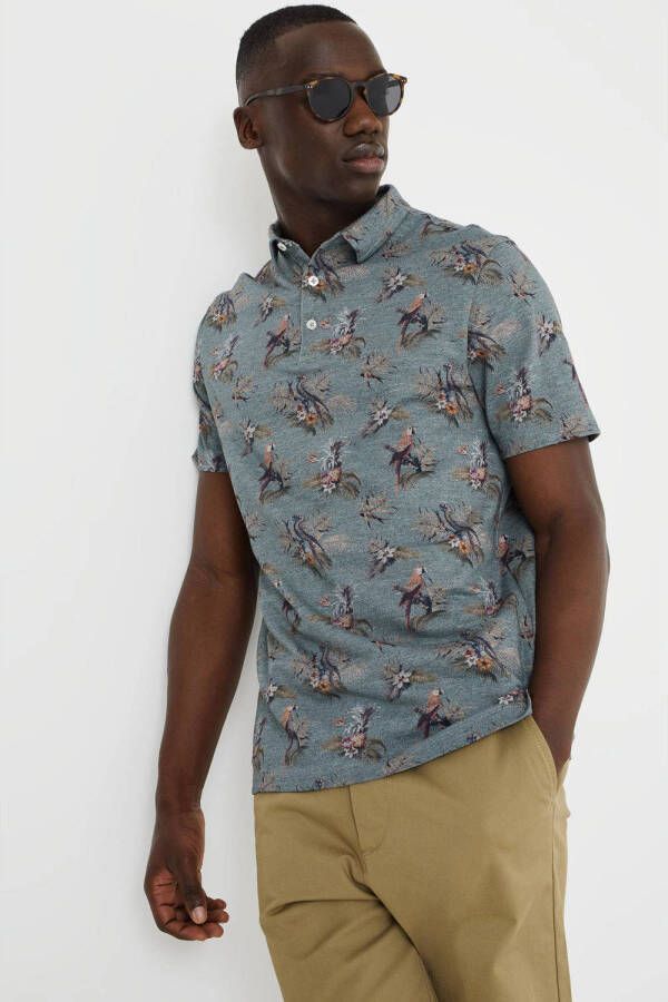 WE Fashion regular fit polo met all over print waterfall