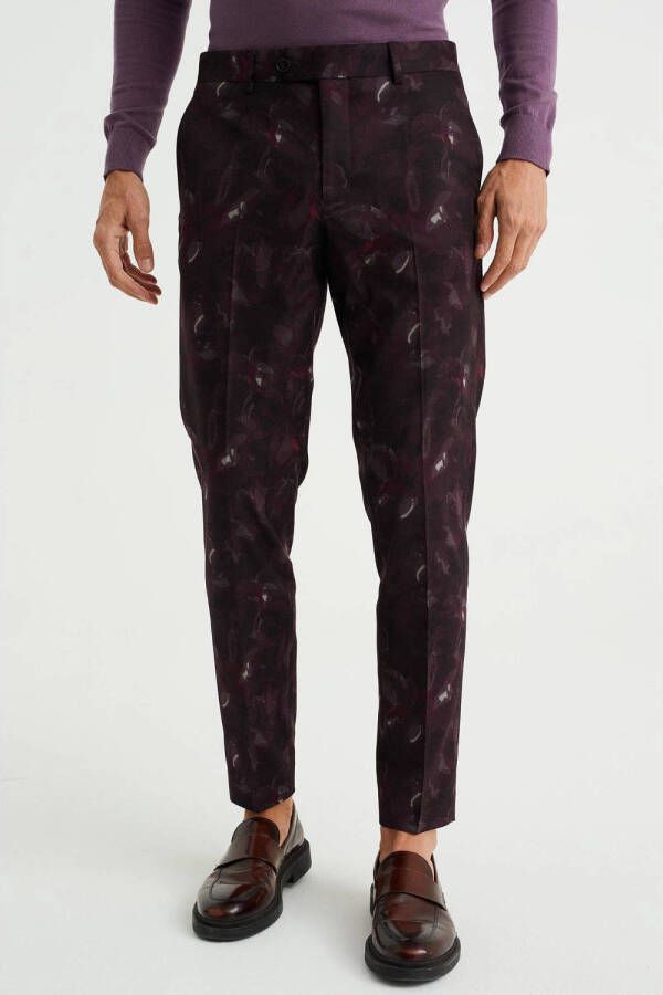 WE Fashion slim fit pantalon met all over print burgundy