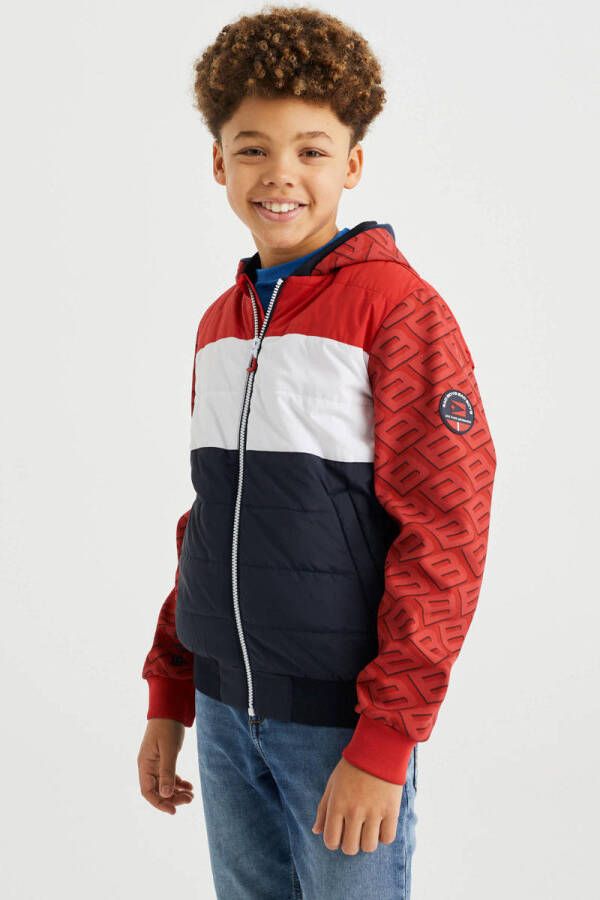 WE Fashion Bad Boys softshell jas van gerecycled polyester rood wit zwart Jongens Gerecycled polyester (duurzaam) Capuchon 122 128