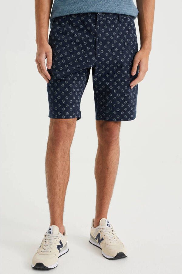 WE Fashion straight fit short met all over print royal navy