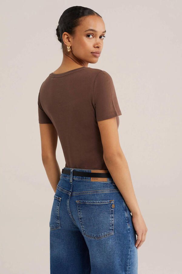 WE Fashion aansluitend T-shirt bruin - Foto 3