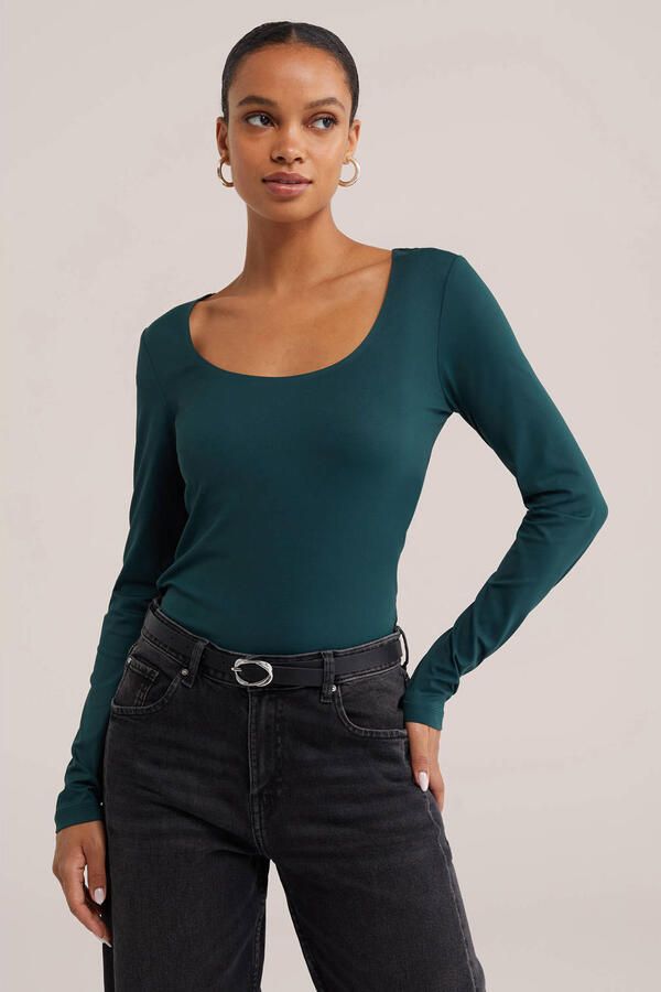 WE Fashion aansluitende top donkergroen