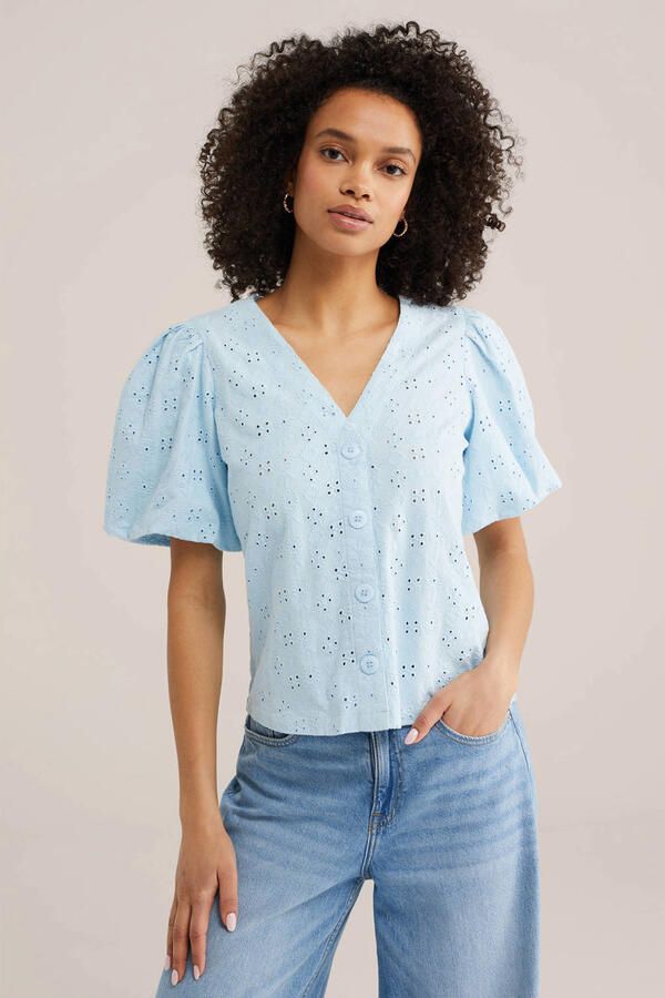 WE Fashion blouse lichtblauw broderie