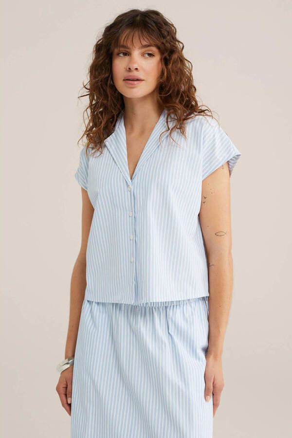 WE Fashion blouse met krijtstreep lichtblauw