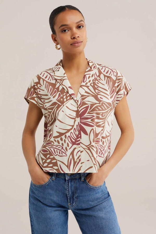 WE Fashion blouse met krijtstreep roodbruin