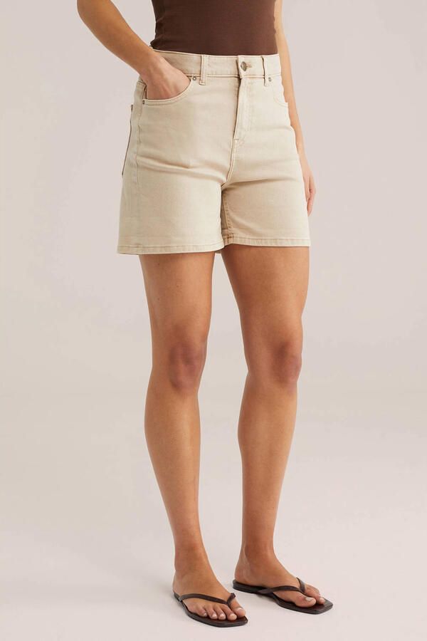 WE Fashion Blue Ridge denim regular waist short ecru