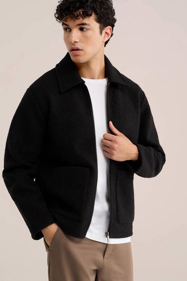 WE Fashion bouclé regular fit overshirt zwart