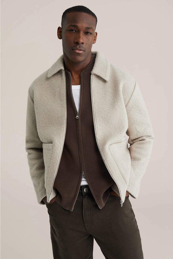 WE Fashion bouclé teddy jas met textuur taupe