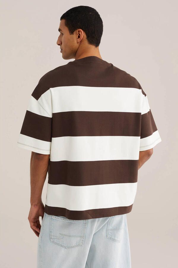 WE Fashion boxy gestreepte T-shirt bruin - Foto 3