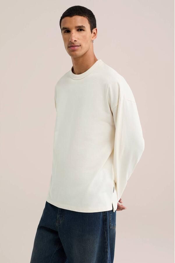 WE Fashion boxy longsleeve ecru