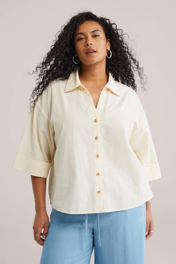 WE Fashion Curve blouse met krijtstreep lichtgeel