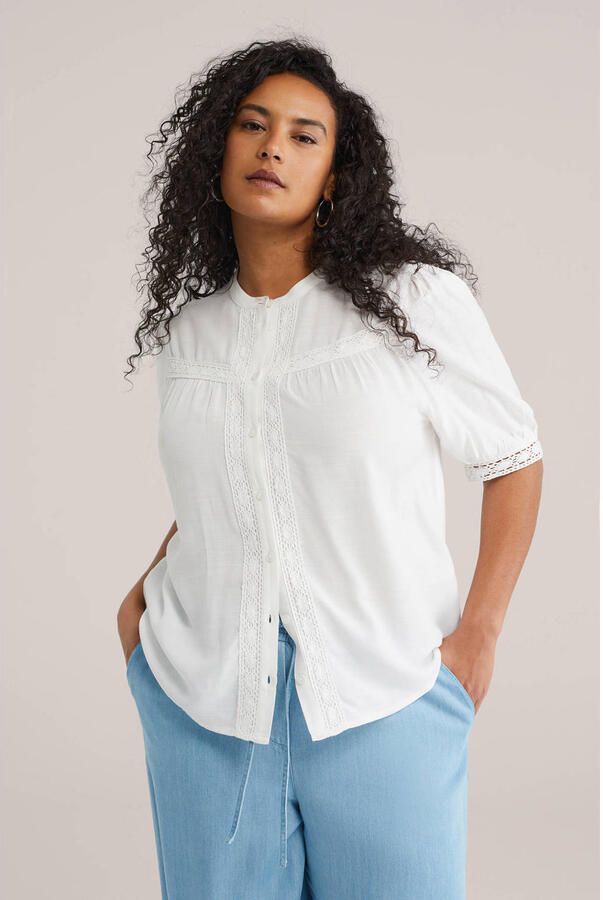 WE Fashion Curve blouse wit broderie