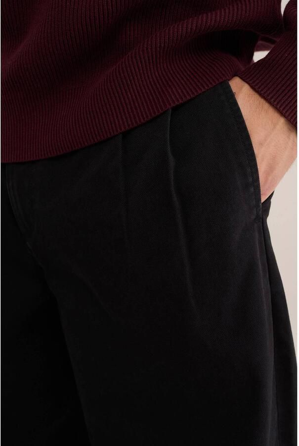 WE Fashion denim loose fit twill chino met plooien zwart - Foto 2