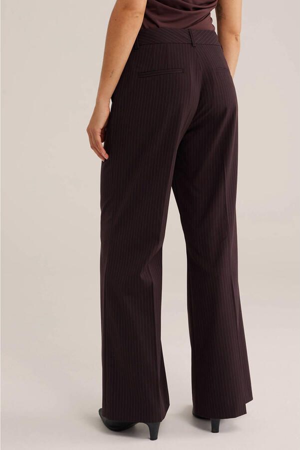 WE Fashion flared gestreepte broek bruin - Foto 2