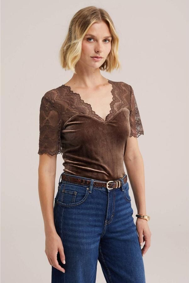 WE Fashion fluwelen top bruin