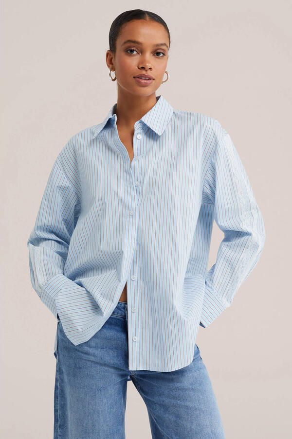 WE Fashion gestreepte blouse lichtblauw