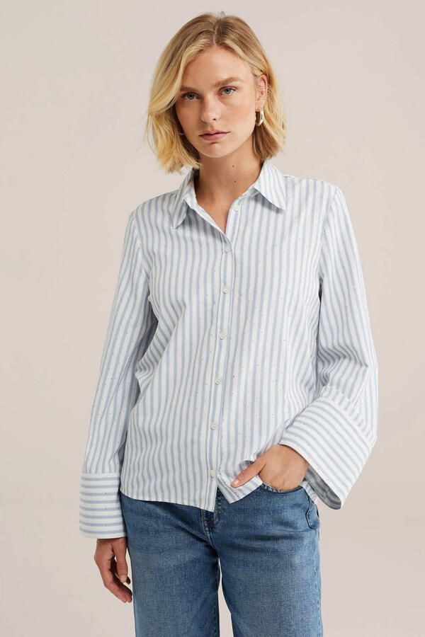 WE Fashion gestreepte blouse met studs lichtblauw
