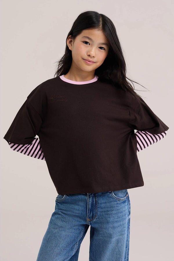WE Fashion gestreepte longsleeve donkerbruin