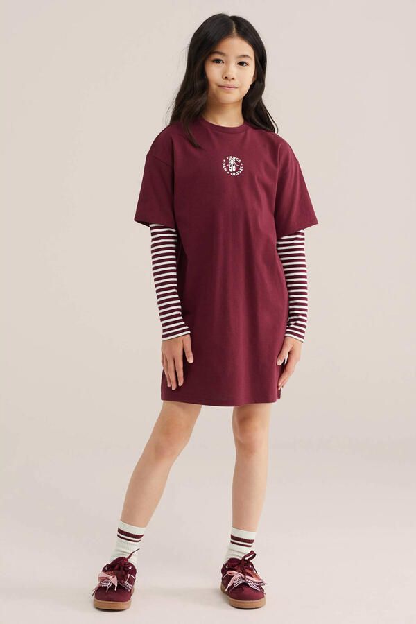 WE Fashion gestreepte T-shirtjurk donkerrood