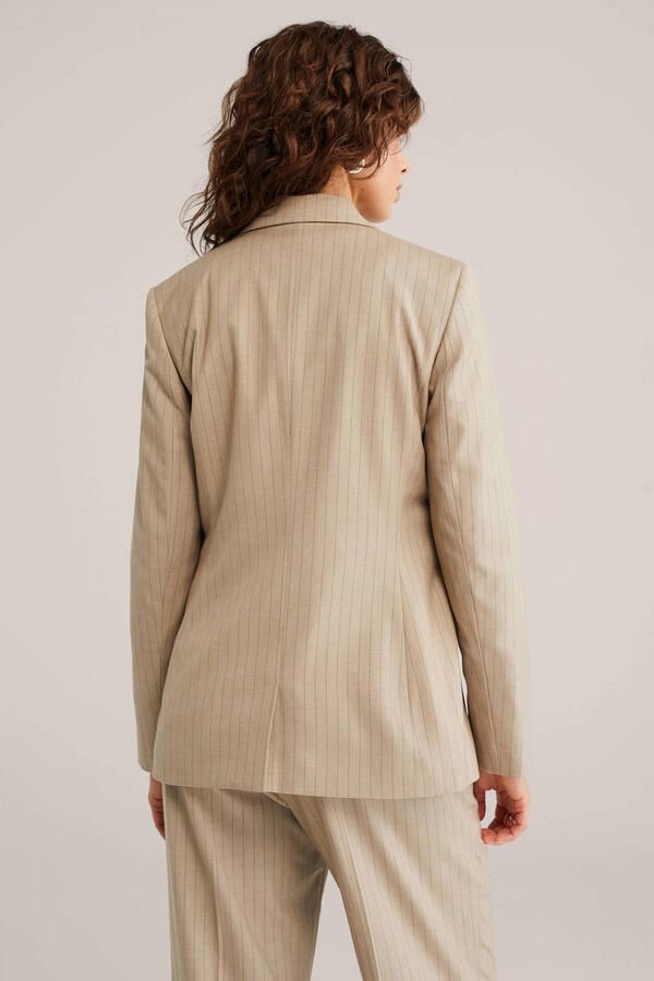 WE Fashion getailleerde blazer met krijtstreep taupe - Foto 2