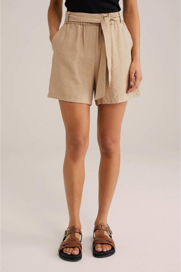 WE Fashion high waist casual short beige