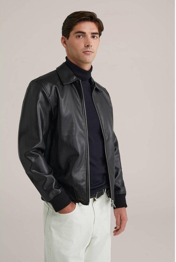 WE Fashion imitatieleren jas zwart