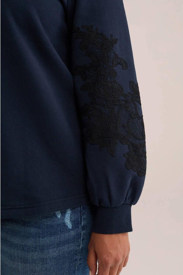 WE Fashion Curve katoenen gebloemde sweater donkerblauw - Foto 2