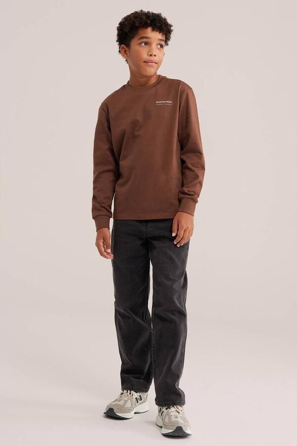 WE Fashion longsleeve met backprint bruin Jongens Katoen Ronde hals Backprint - Foto 3