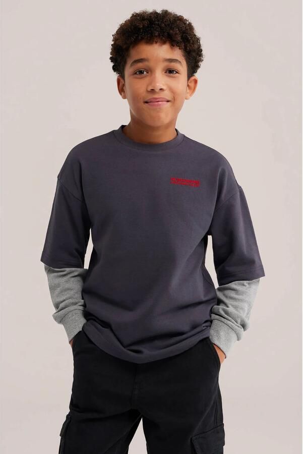 WE Fashion longsleeve met backprint grijs