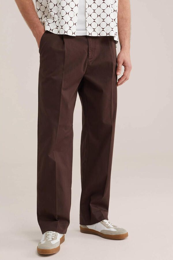 WE Fashion loose chino donkerbruin