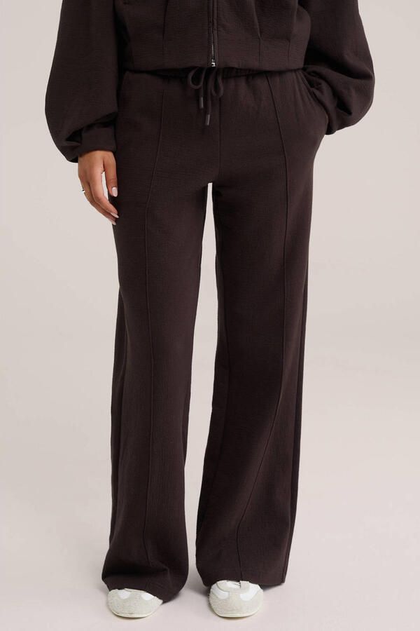 WE Fashion loose fit broek bruin