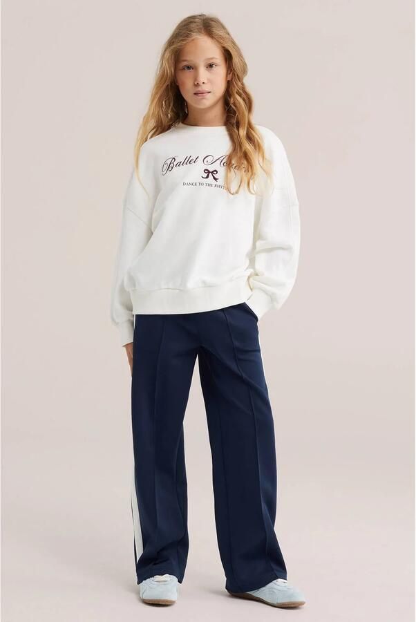 WE Fashion loose fit joggingbroek marineblauw wit