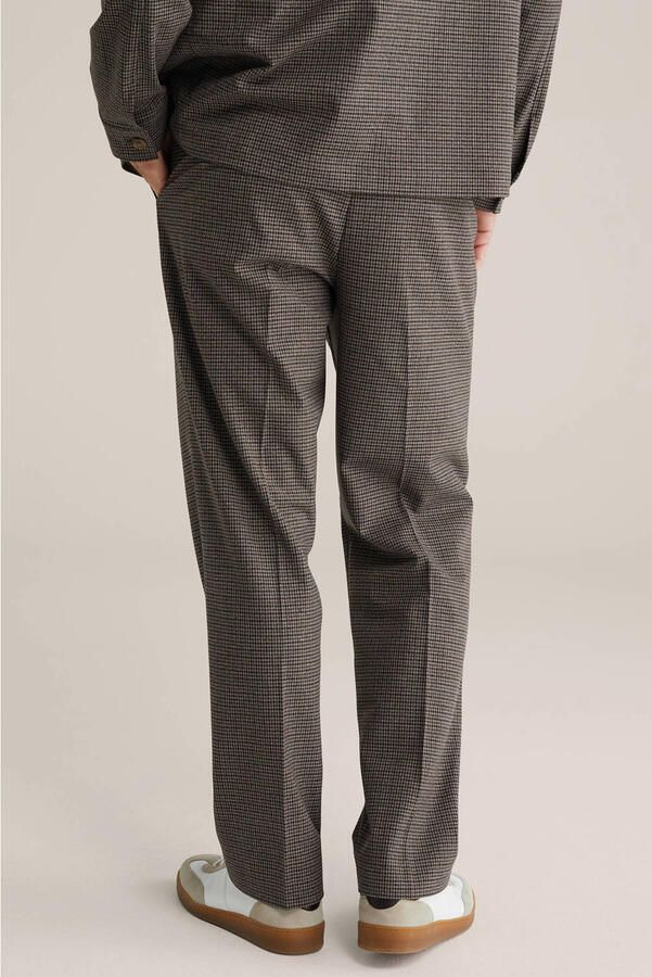 WE Fashion loose geruite chino bruin - Foto 2