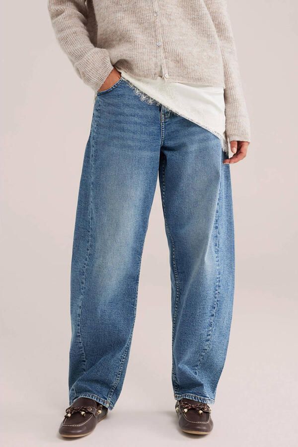 WE Fashion low waist barrel jeans mediumblauw