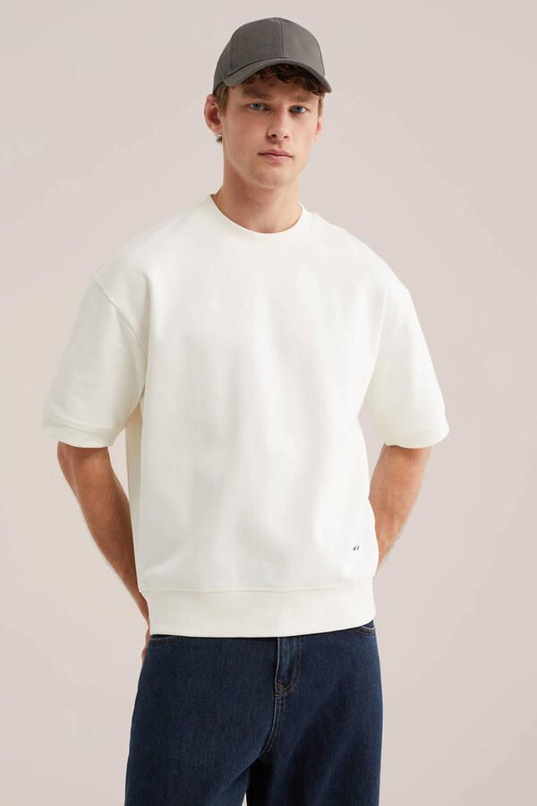 WE Fashion oversized T-shirt ecru