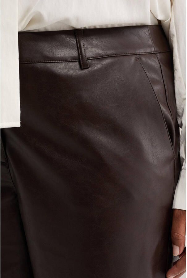 WE Fashion Plus Size imitatieleren flared broek bruin - Foto 2