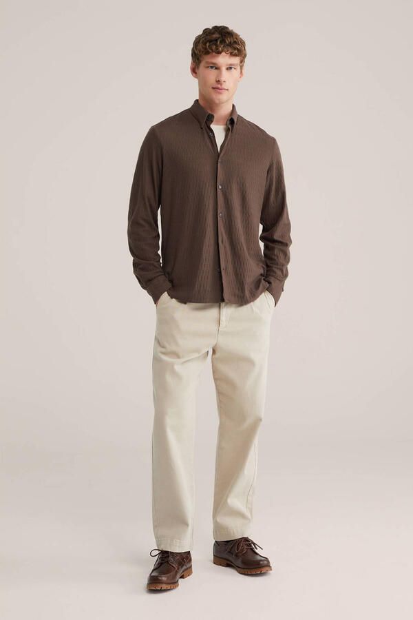 WE Fashion regular casual overhemd met textuur donkerbruin - Foto 3