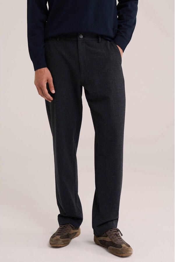 WE Fashion regular fit geruite chino blauw