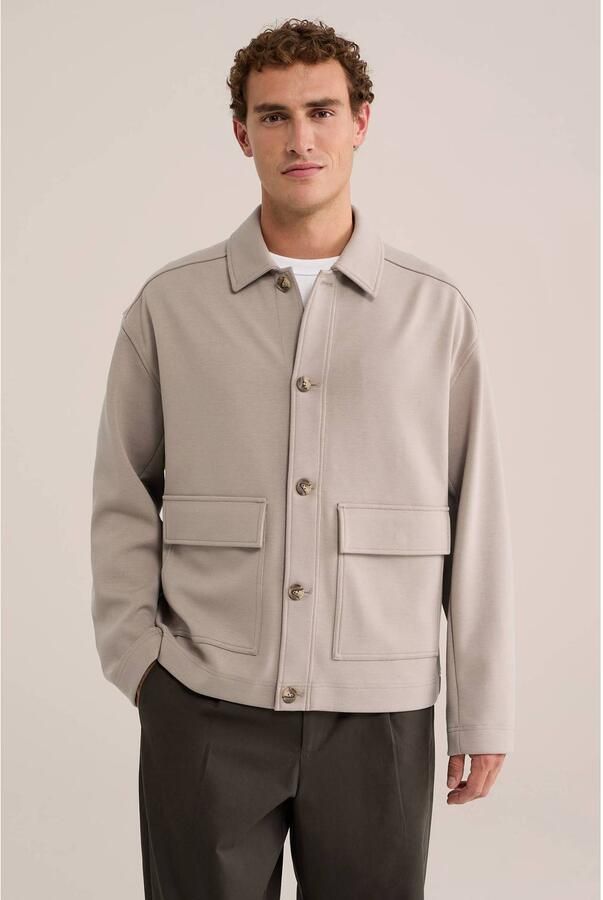 WE Fashion regular fit overshirt beige