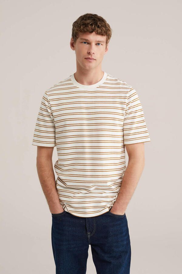 WE Fashion regular gestreepte T-shirt ecru