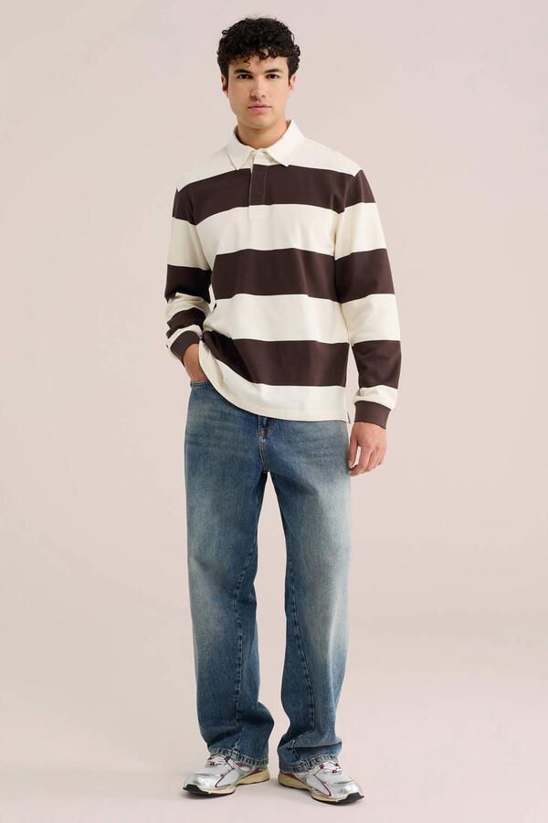WE Fashion relaxed fit gestreepte polo bruin