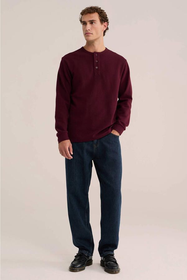 WE Fashion relaxed fit longsleeve donkerrood - Foto 2