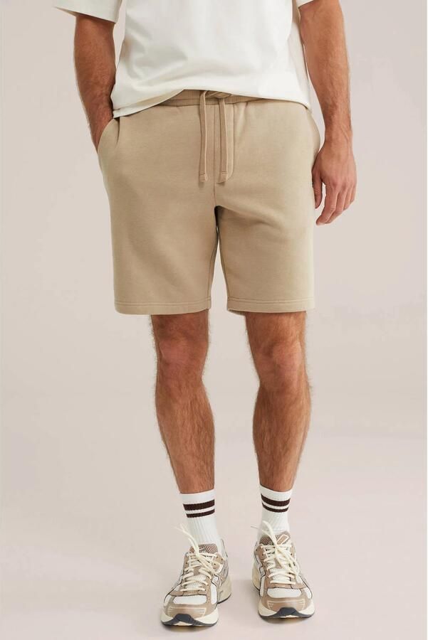 WE Fashion relaxed fit sweatshort teak