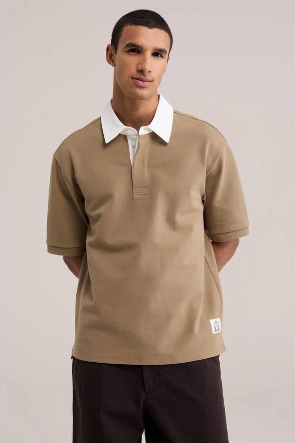 WE Fashion relaxed fit T-shirt beige