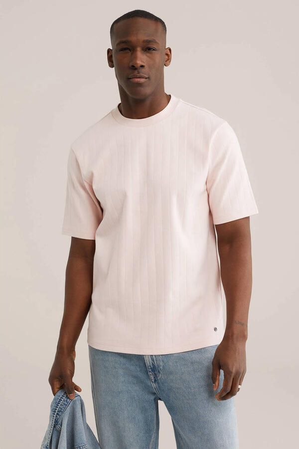 WE Fashion relaxed gestreepte T-shirt lichtroze