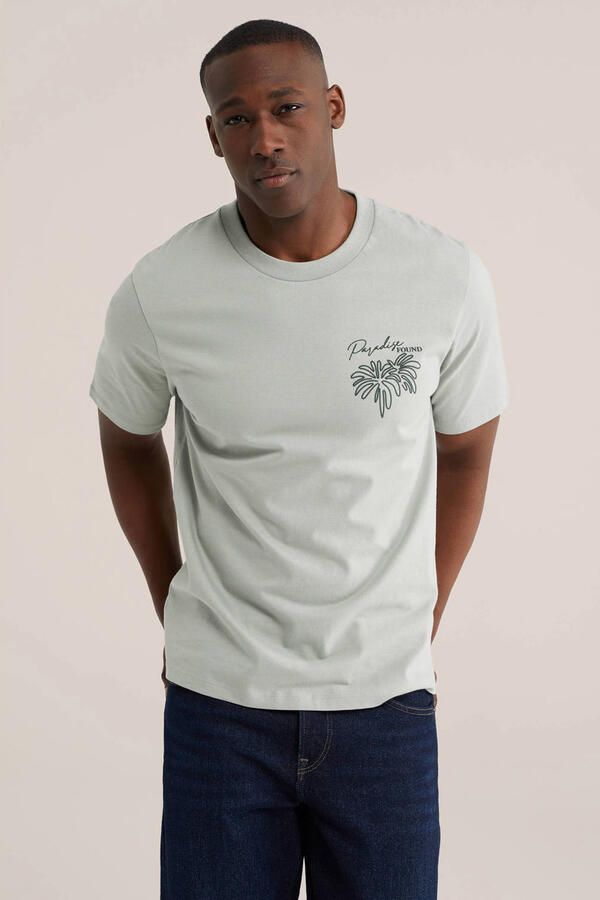 WE Fashion relaxed T-shirt met backprint lichtgroen