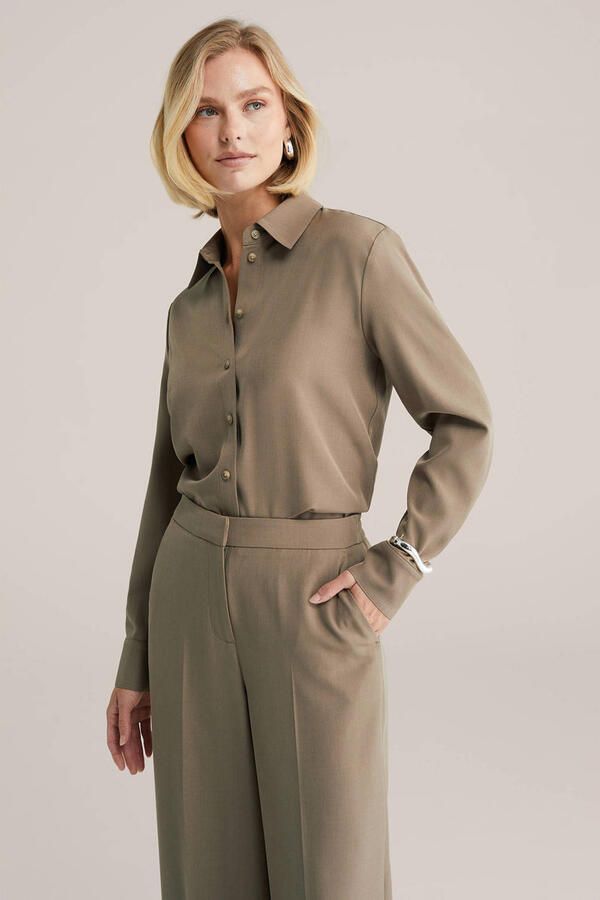 WE Fashion satijnen blouse beige