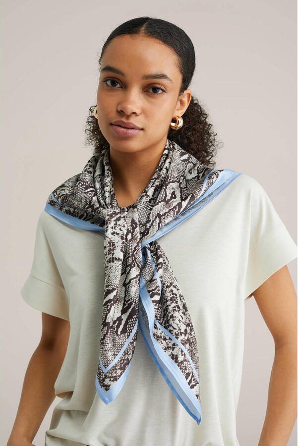 WE Fashion sjaal met slangenprint blauw groen
