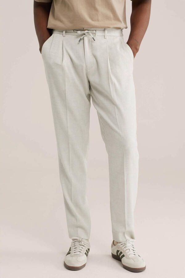 WE Fashion slim pantalon beige met textuur